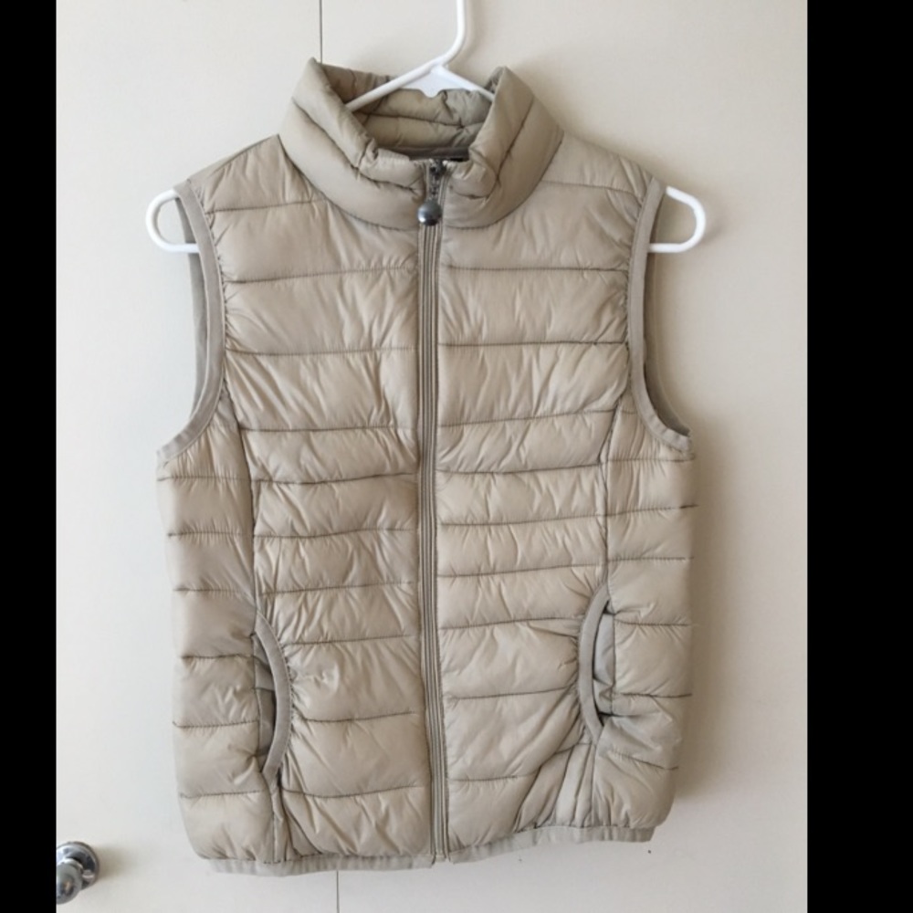 Light Spring Vest - image 1